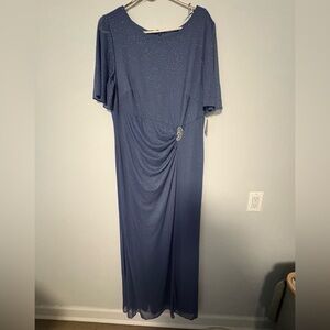 SLNY Sparkling Blue Maxi Dress